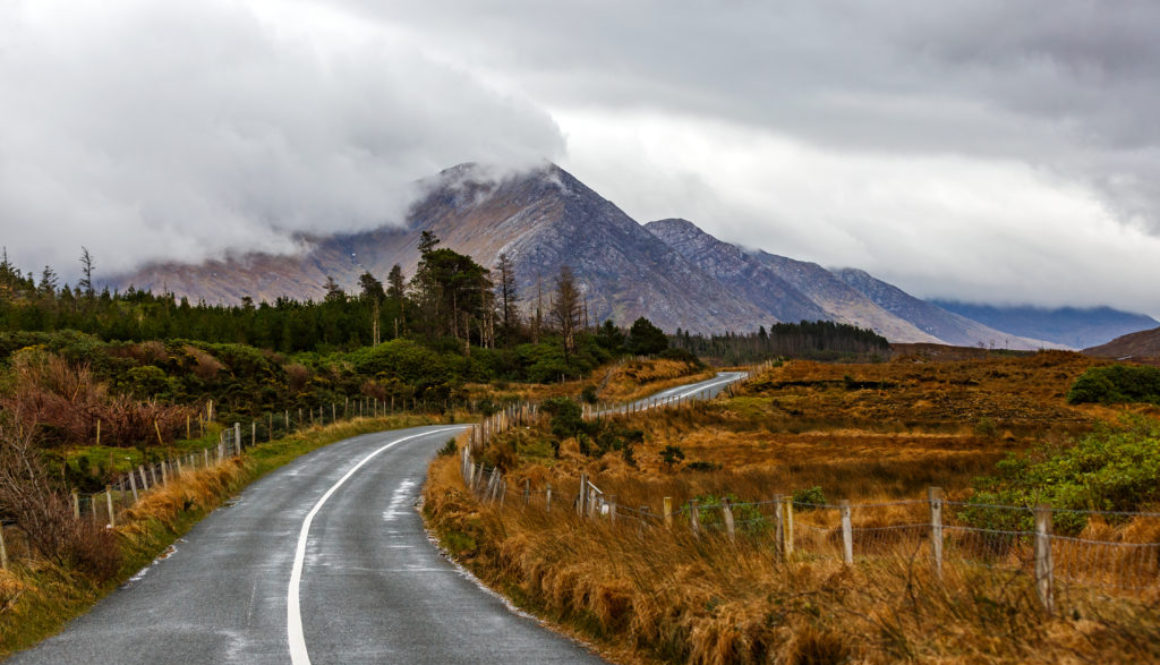 Ireland's Wild Atlantic Way is one of the world's best road trips! Find out what to do along this iconic, gob-smackingly beautiful coastal route!